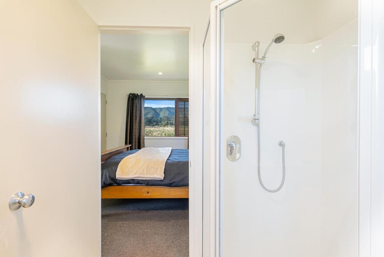 Cottage On Rutherford - Waikanae Holiday Home Esterno foto